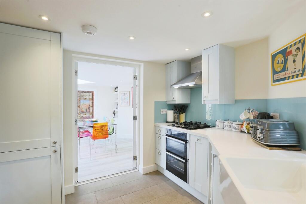 Additional image 17 of Chapel Street, Wellesbourne, Warwick