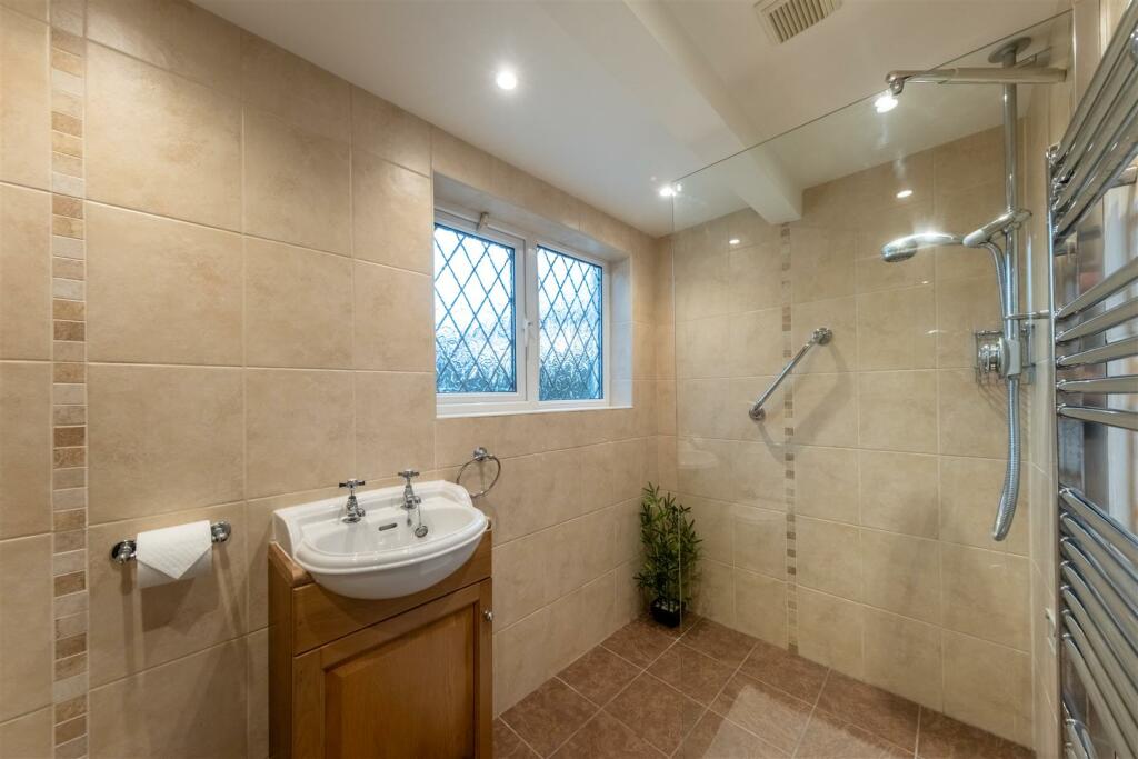 Additional image 24 of St. Peter's Drive, Little Budworth