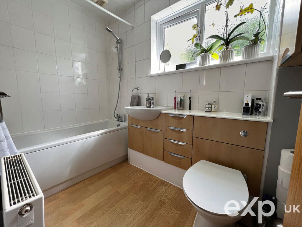 Additional image 8 of Ferndown, Vigo, Nr Meopham, Kent, DA13 0SR