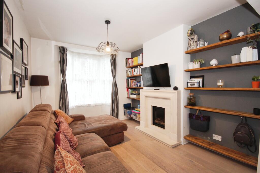 Additional image 3 of Clapham Terrace, Leamington Spa, Warwickshire, CV31