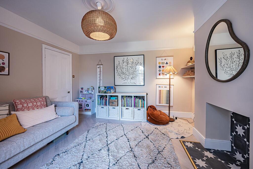 Additional image 13 of Percy Street, Stratford-Upon-Avon