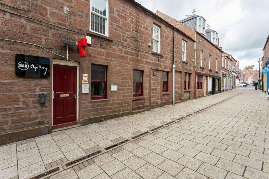 Additional image 9 of Bar Ogilvy, 2-4 Lower Roods, Kirriemuir, DD8 4EZ