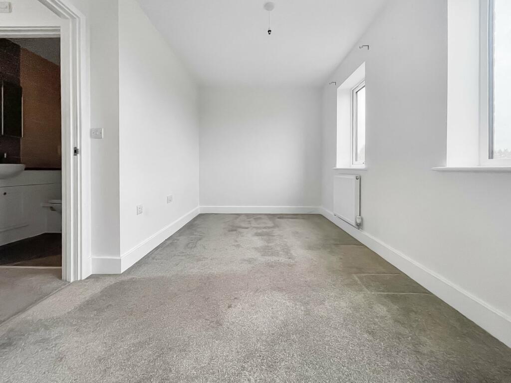 Additional image 23 of West Court Lane, Gravesend, DA12