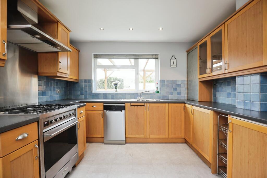 Additional image 16 of Dennett Close, Woodloes Park, Warwick, CV34