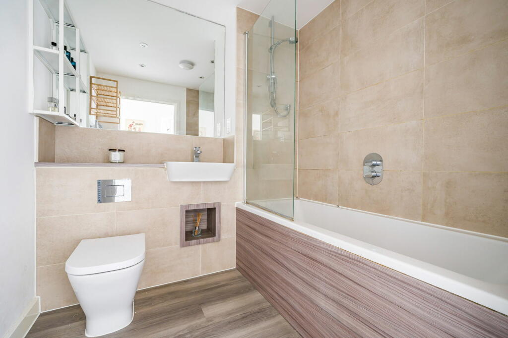 Additional image 14 of Somerset Court, Northfleet, Gravesend, Kent, DA11