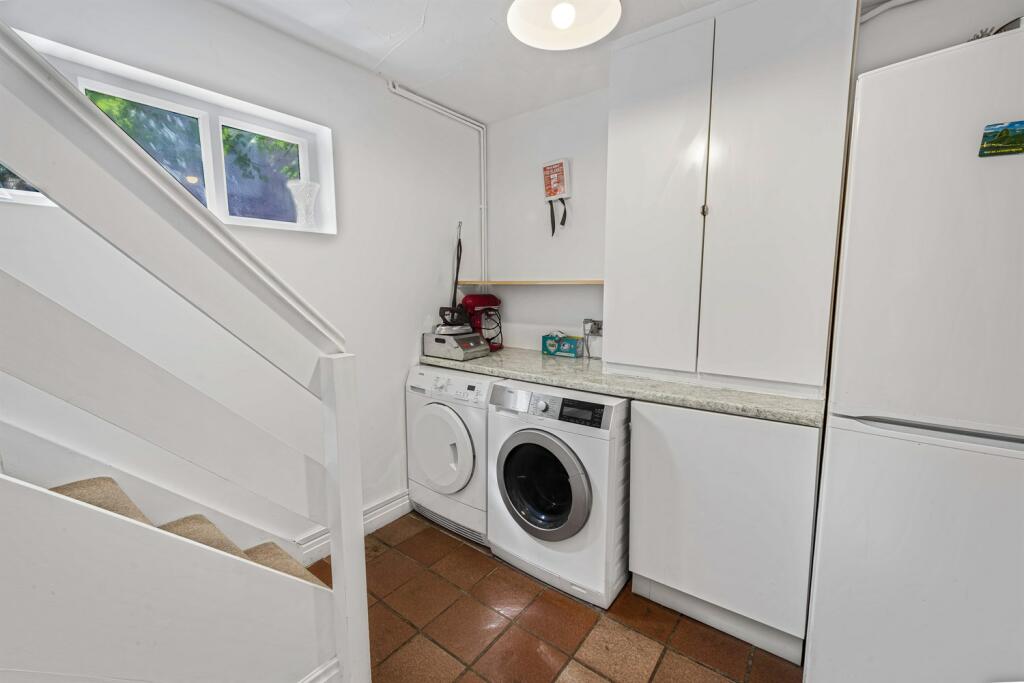 Additional image 11 of Holmes Chapel Road, Lach Dennis