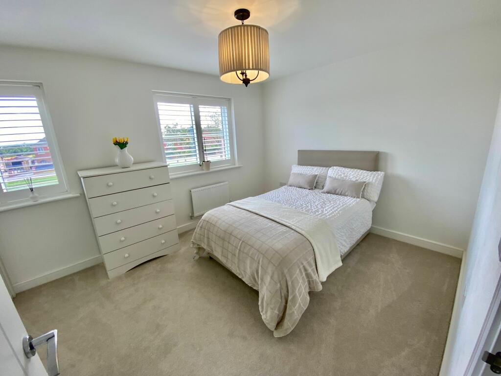 Additional image 19 of Wem Drive, Bulkington, CV12