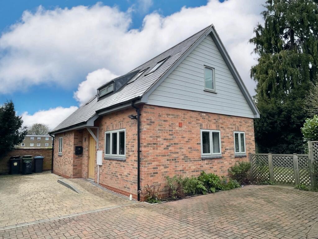 St. Gregorys Road, Stratford-Upon-Avon, Warwickshire, CV37