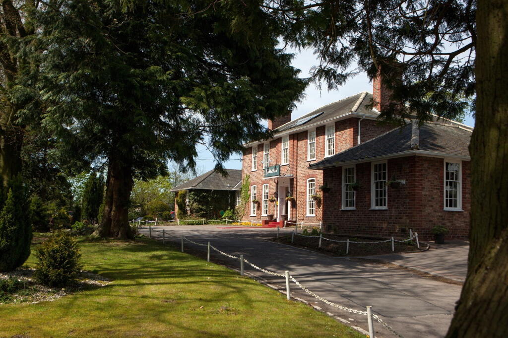 Primary image of Gables Hotel  1 Annan Road  GRETNA Dumfriesshire DG16 5DQ  United Kingdom