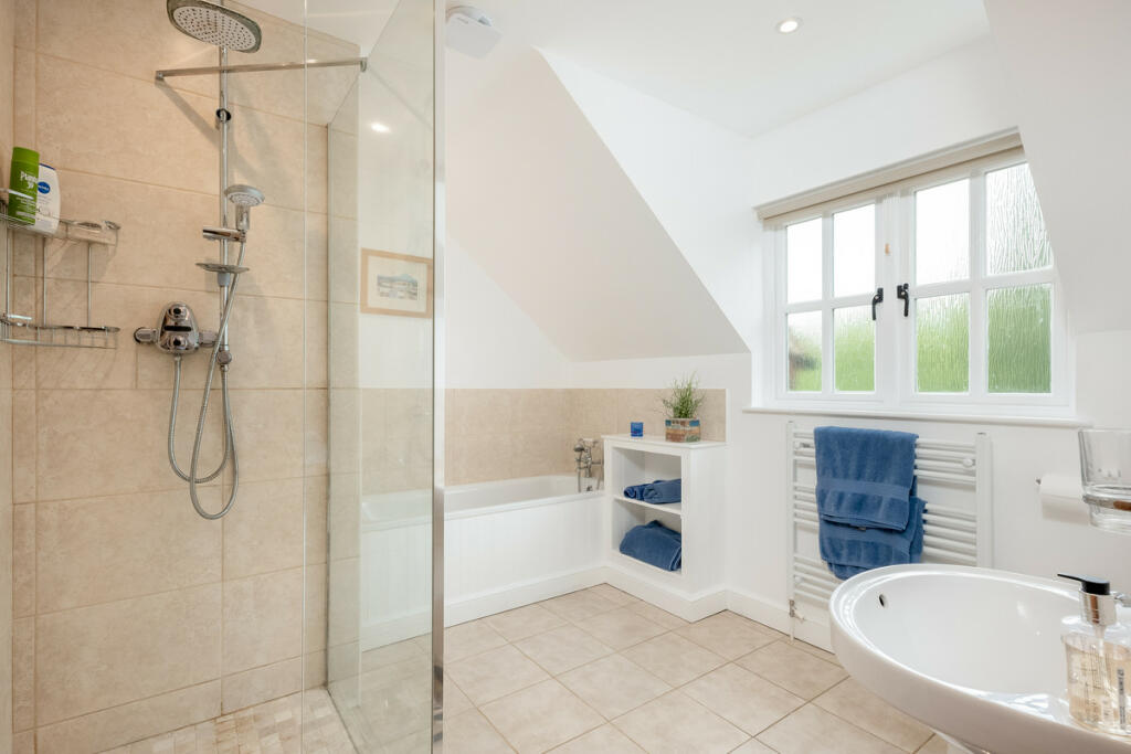 Additional image 14 of Napton On The Hill, Warwickshire, CV47 8NG