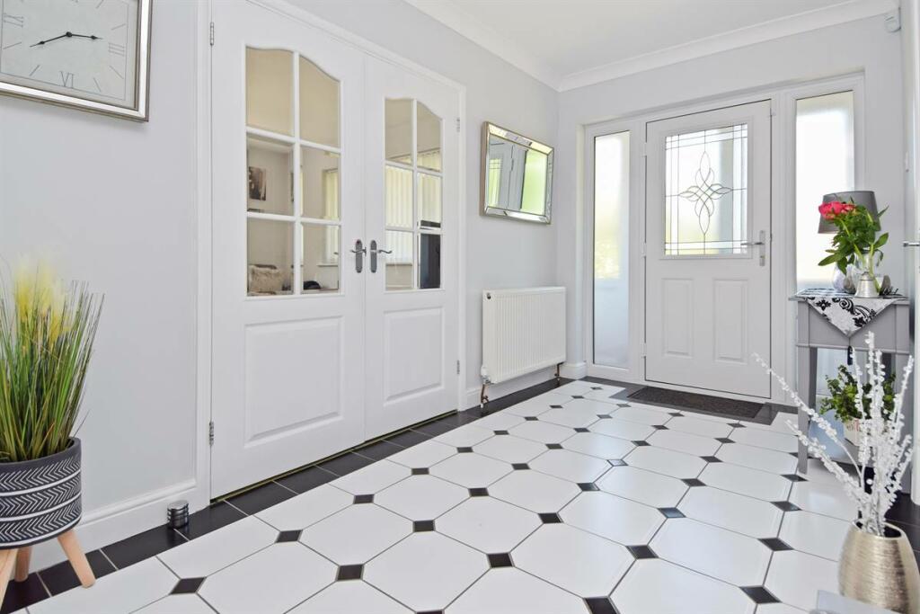 Additional image 18 of Lonsdale Avenue, Margate