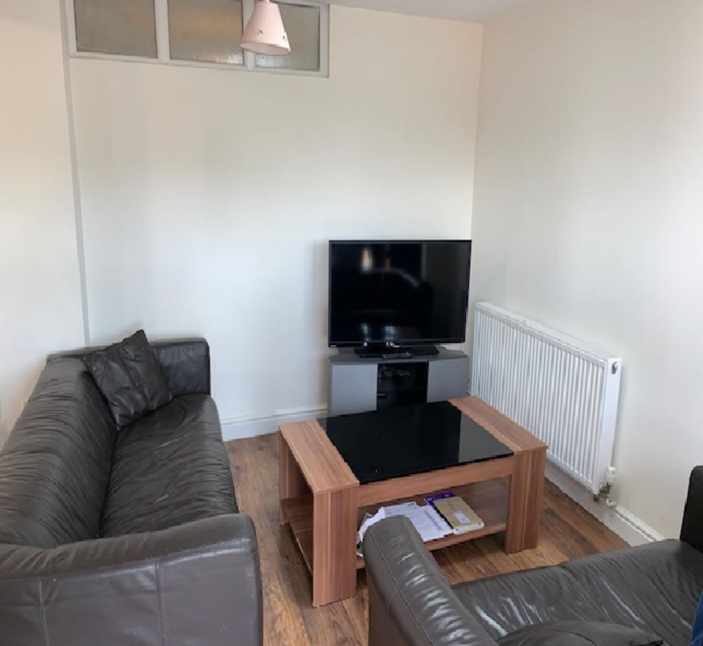 Additional image 4 of Winifred Avenue, Earlsdon, Coventry