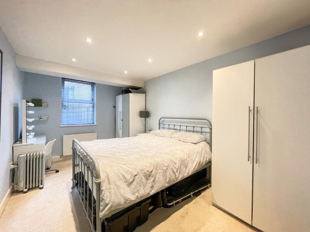 Additional image 4 of Bridge House, 90 Dover Road East, Gravesend, Kent, DA11