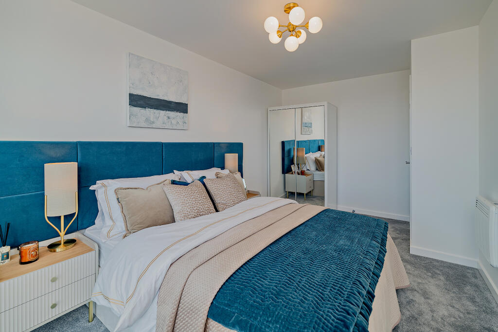 Additional image 7 of Crete Hall Road,
Northfleet,
Gravesend,
DA11 9AA