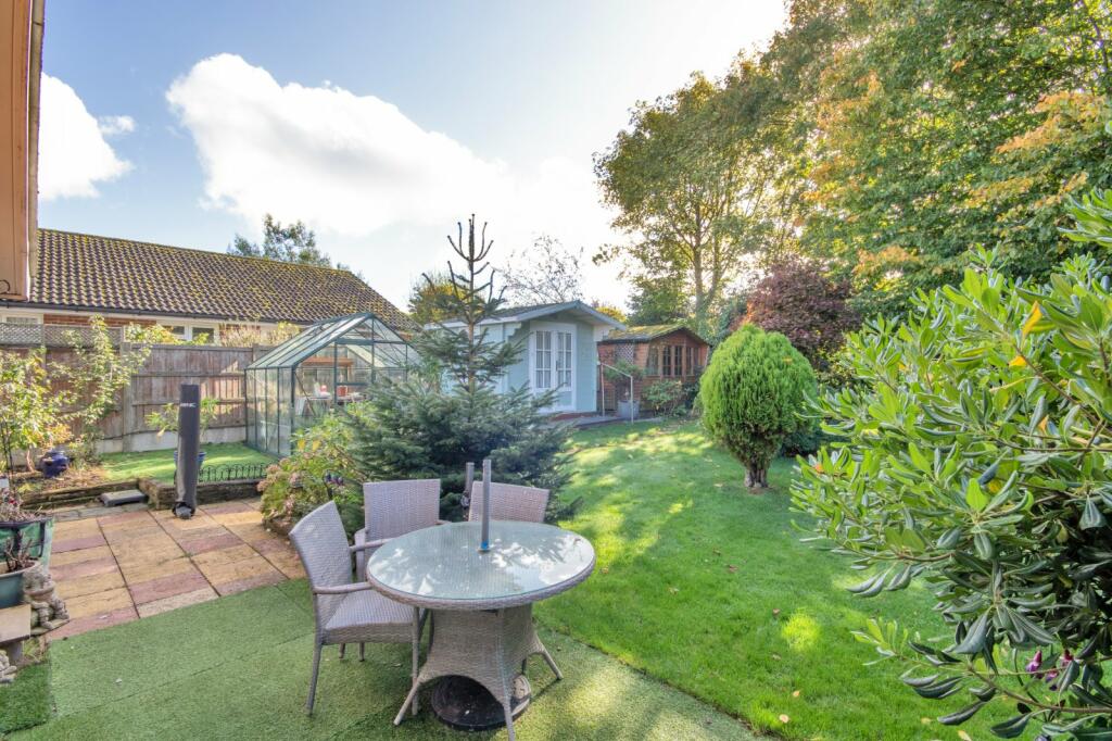Additional image 14 of Silver Birch Avenue, Meopham, Gravesend, Kent, DA13