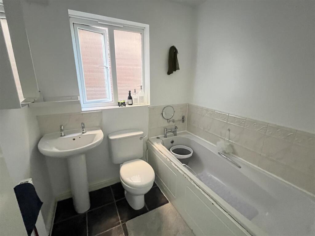 Additional image 7 of Thompson Close, Swadlincote