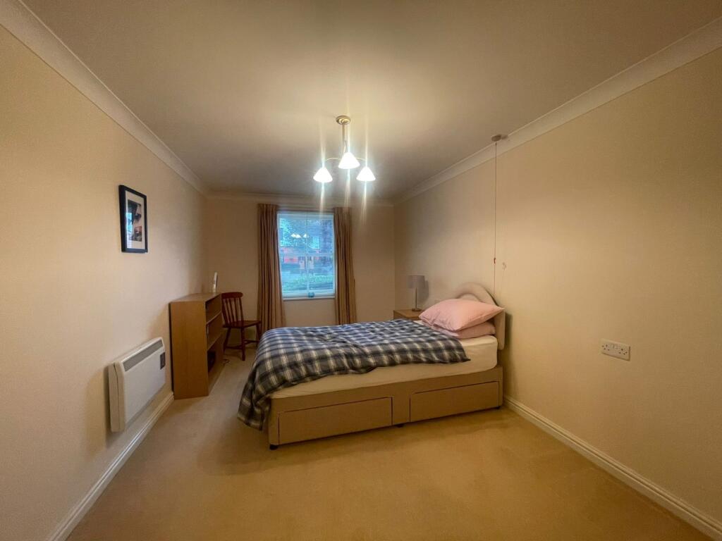 Additional image 5 of Glen View, Gravesend, Kent, DA12