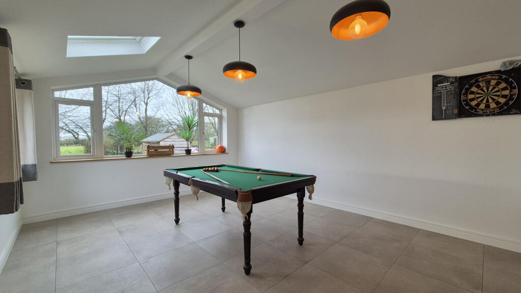 Additional image 13 of St Michaels Crescent, Stockton, CV47