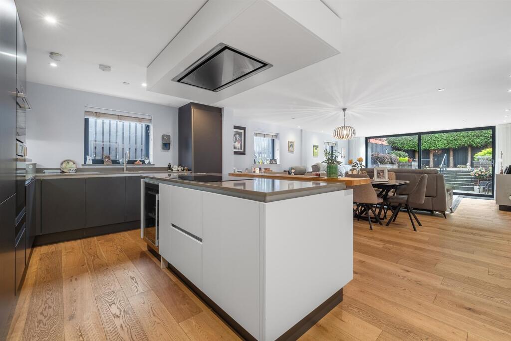 Additional image 2 of Swans Nest Lane, Stratford-Upon-Avon