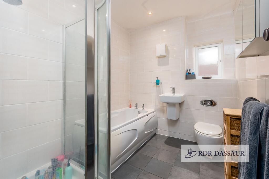 Additional image 13 of Beauchamp Road, Warwick, CV34