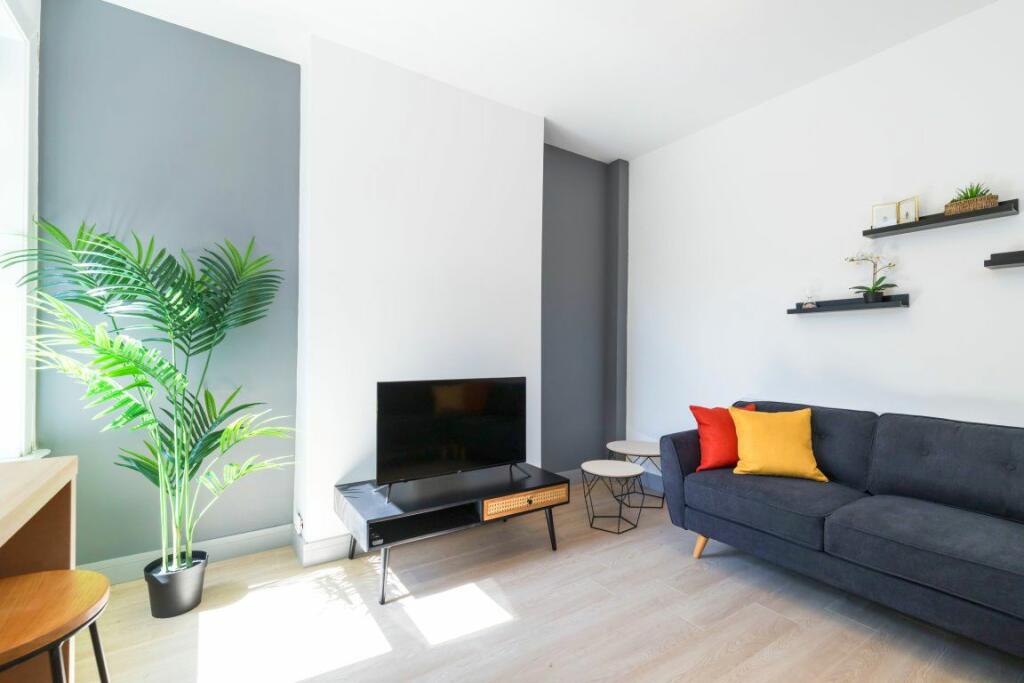 Additional image 3 of Stepping Lane - Student Property