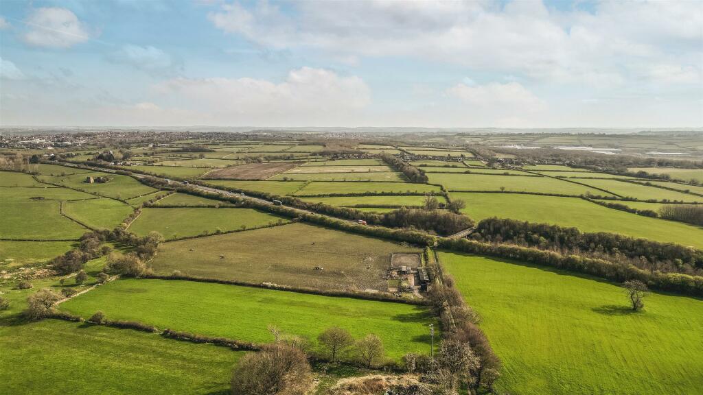 Additional image 38 of Well Close House, Morley Close, Belper