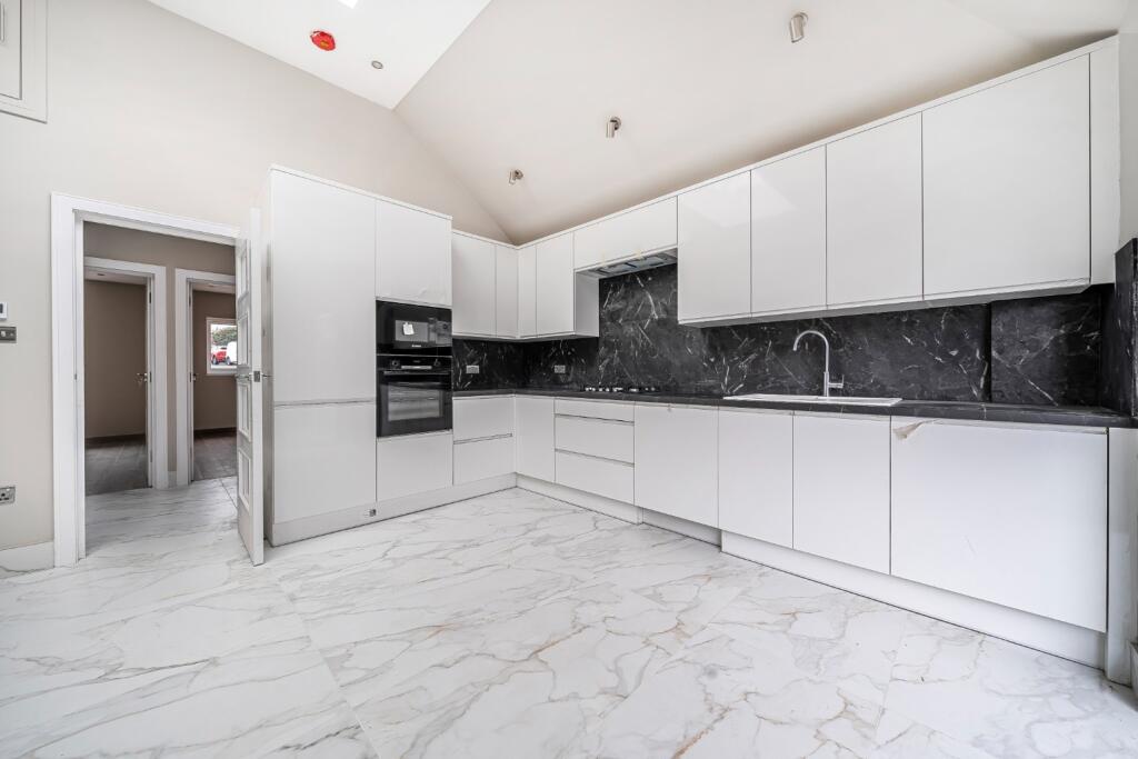 Additional image 4 of Fairmont Close, Belvedere, Kent, DA17