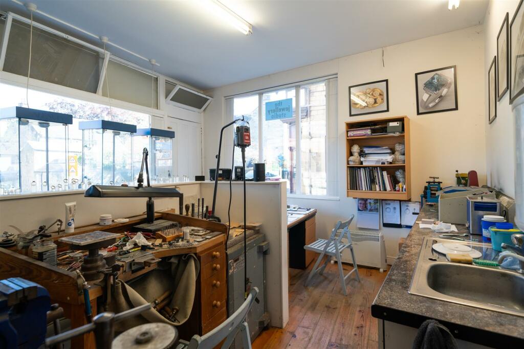 Additional image 28 of Buxton Road, Bakewell, DE45 1BZ