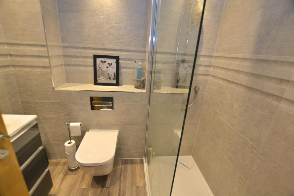 Additional image 21 of Holmes Chapel Road, Somerford