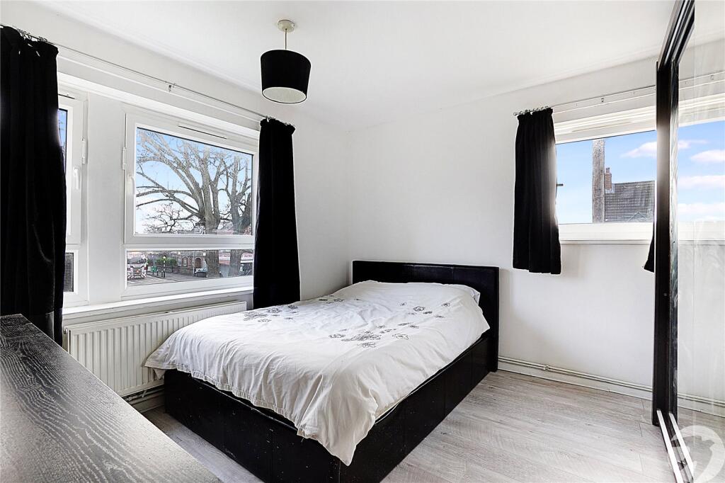 Additional image 24 of Fountain Walk, Northfleet, Gravesend, Kent, DA11