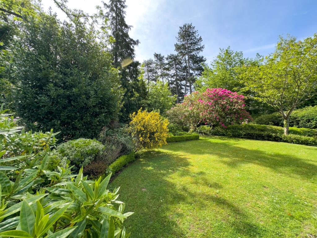 Additional image 9 of Pear Tree Lane, Shorne, Gravesend, Kent, DA12