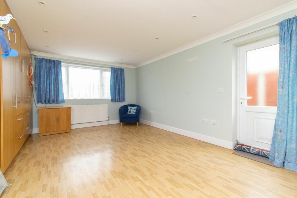 Additional image 7 of David Avenue, Cliftonville, CT9