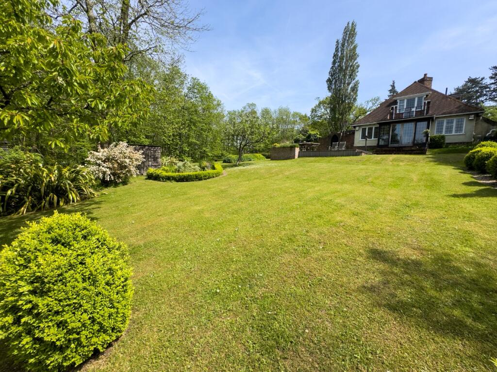 Additional image 20 of Pear Tree Lane, Shorne, Gravesend, Kent, DA12