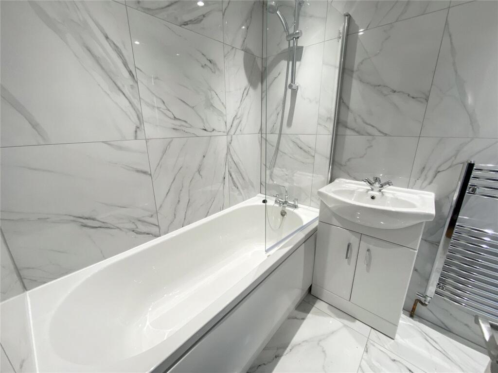 Additional image 20 of Wellington Avenue, Blackfen, Sidcup, DA15