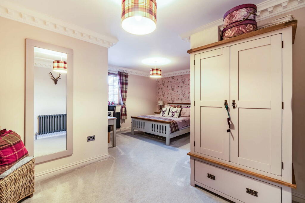 Additional image 33 of Luxury Home On Weston Lane, Bulkington, CV12 9RX