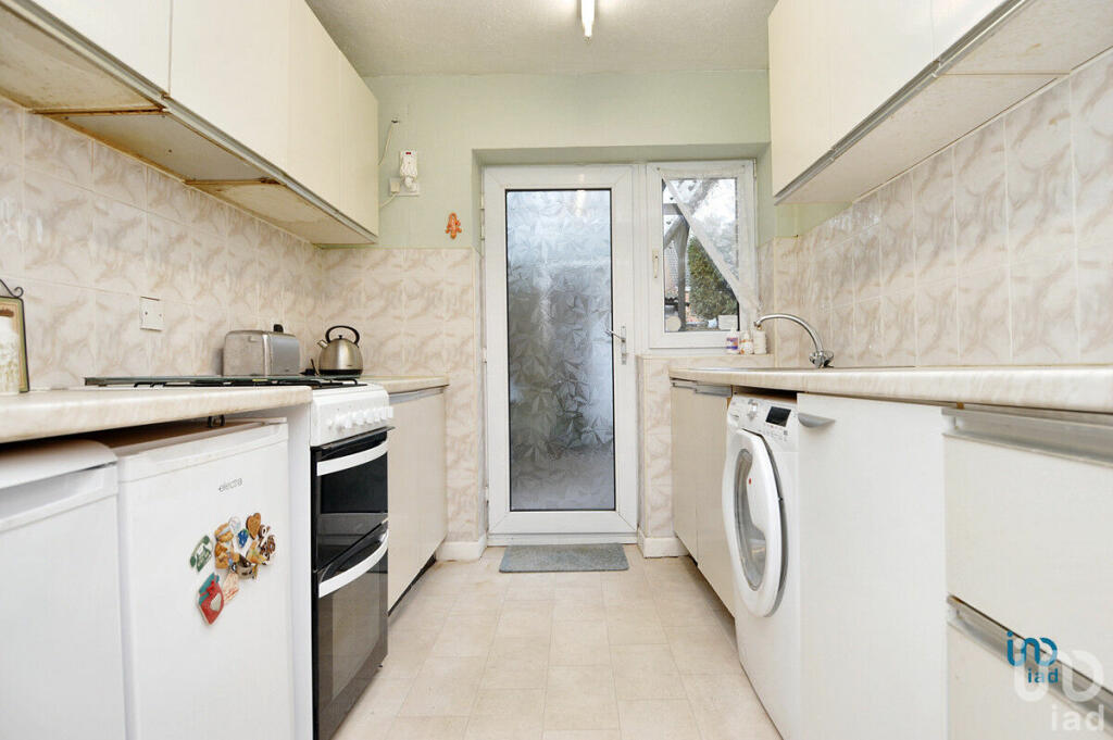 Additional image 4 of Yarningale Road, Coventry, CV3