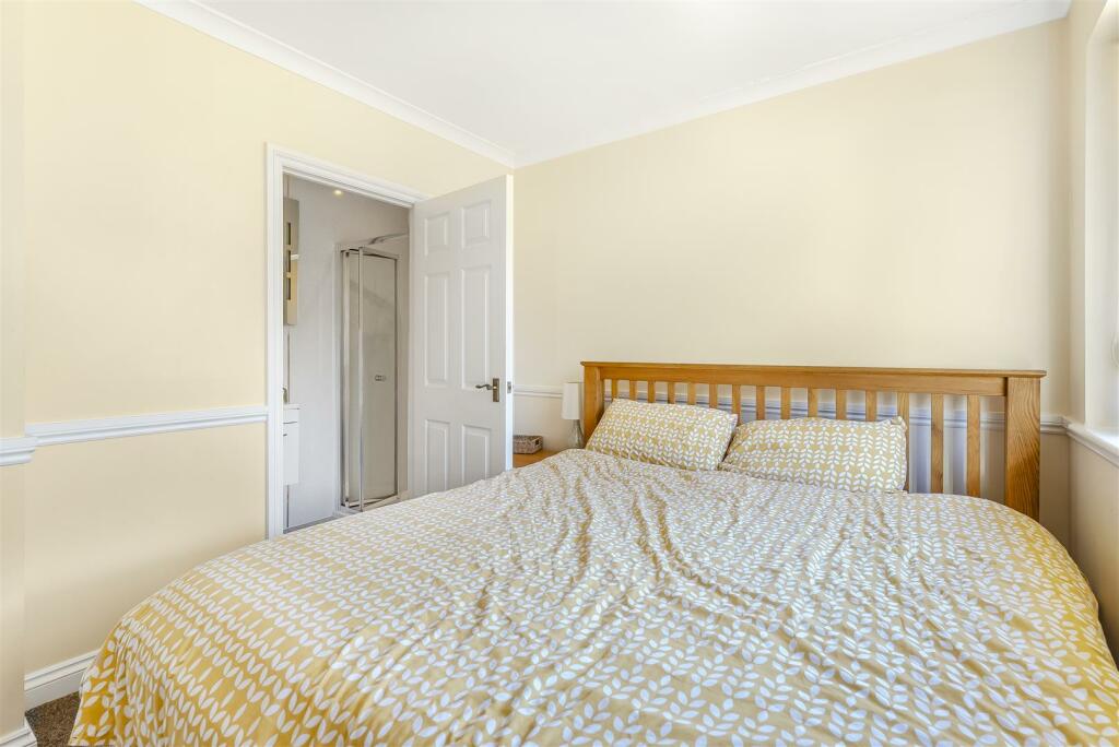 Additional image 17 of Rugby, Broadwell,