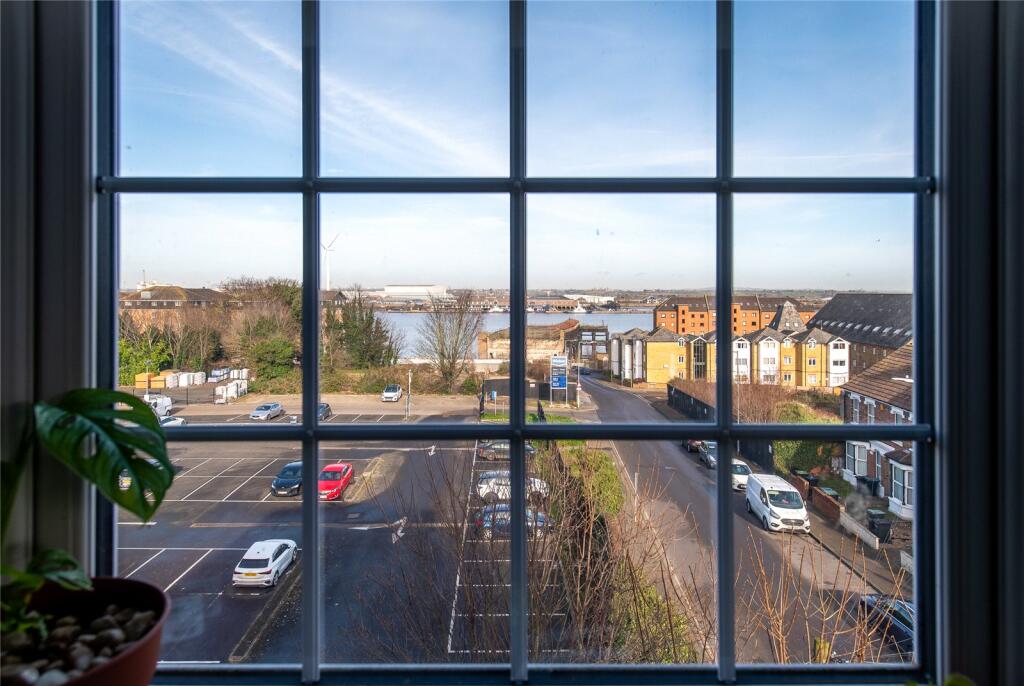 Additional image 13 of Stuart Road, Gravesend, Kent, DA11