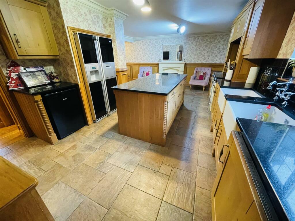 Additional image 11 of Falcon Close, Whitestone