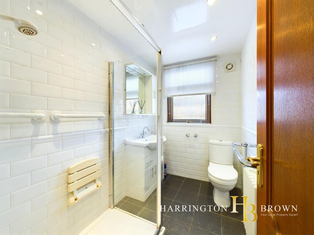 Additional image 11 of 'Littlecroft'  Villa Real Road, Consett