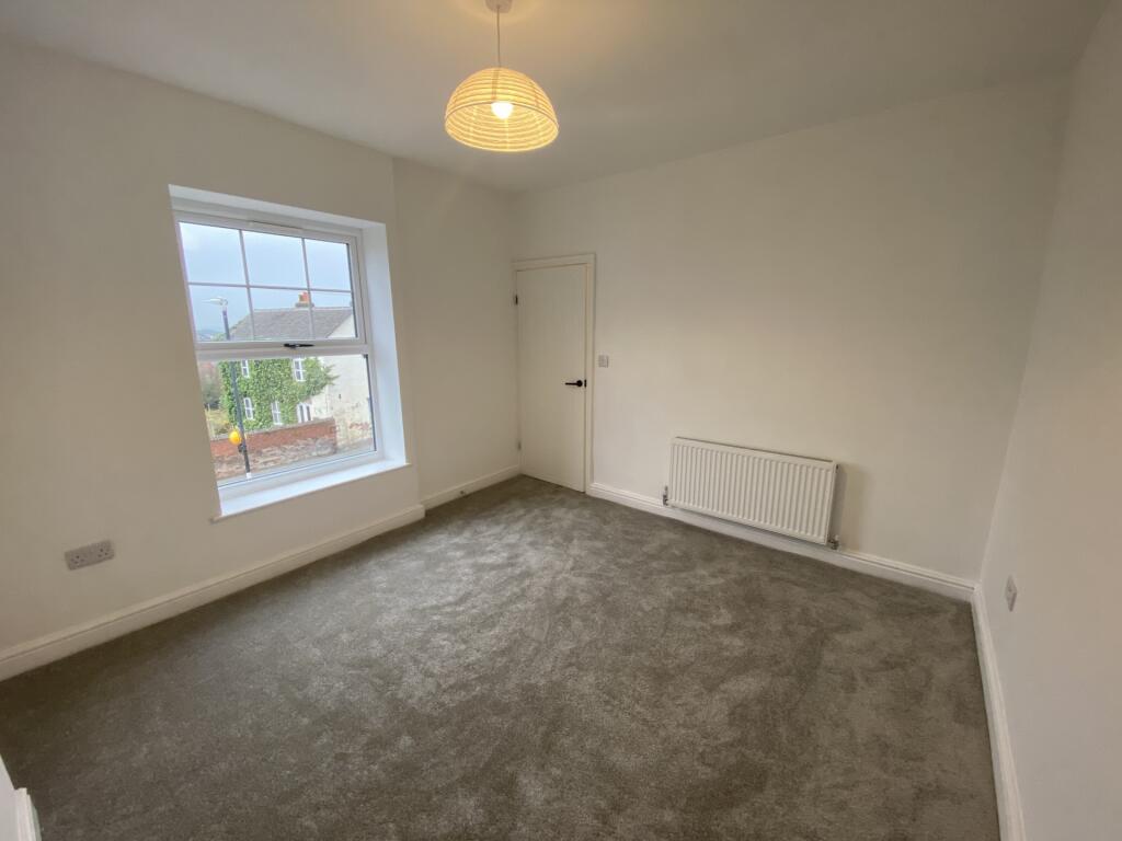 Additional image 17 of High Street, Newhall, DE11