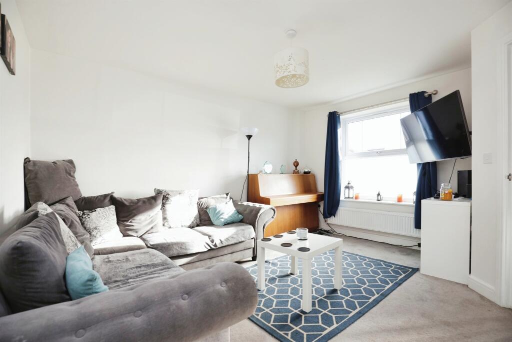 Additional image 2 of Blenheim Close, Southam