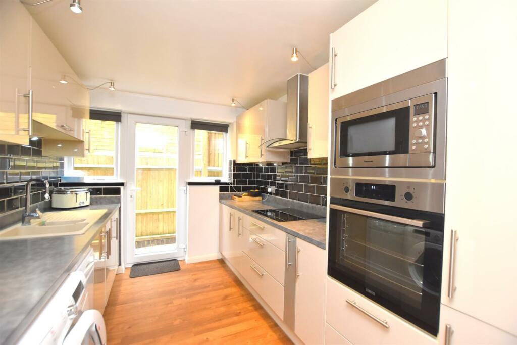 Additional image 8 of Castle Bay, Sandgate