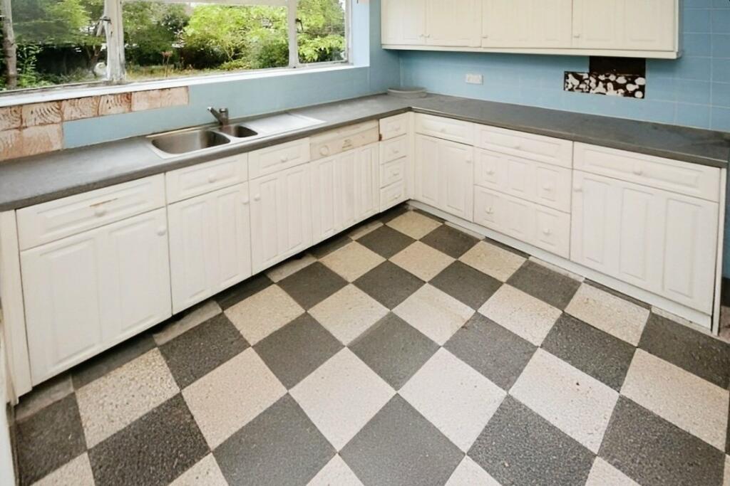 Additional image 5 of Asthill Grove, Styvechale, Coventry, CV3
