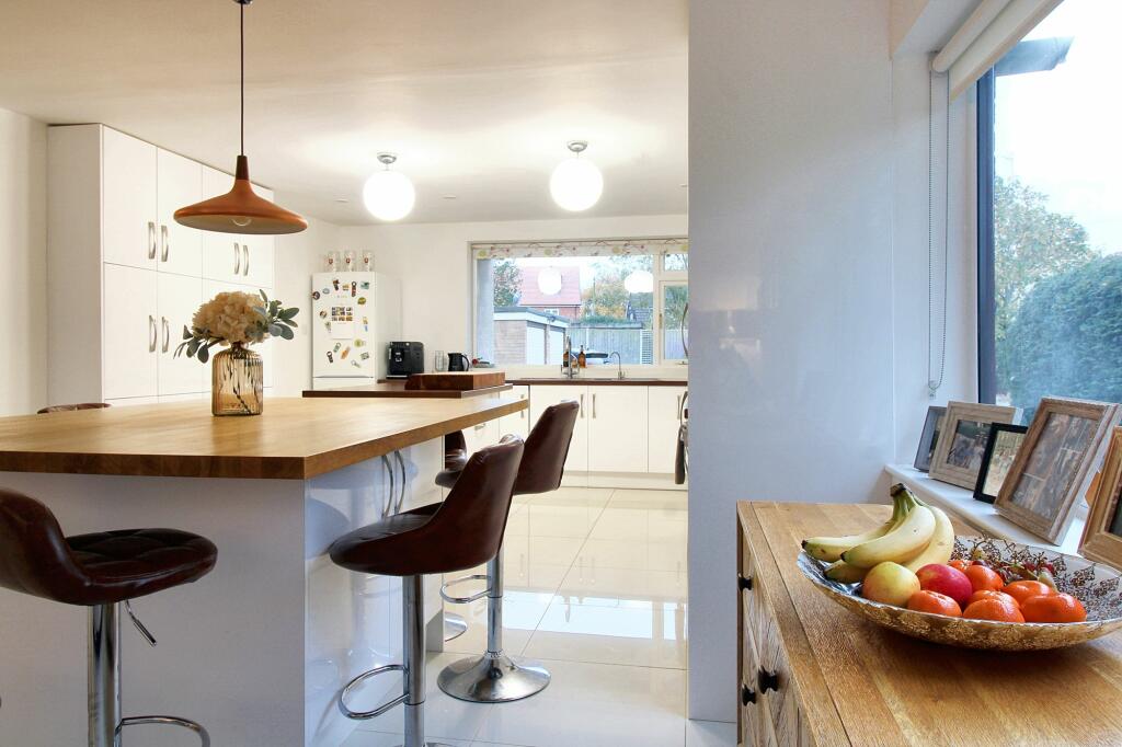 Additional image 10 of Main Street, Brandon, CV8