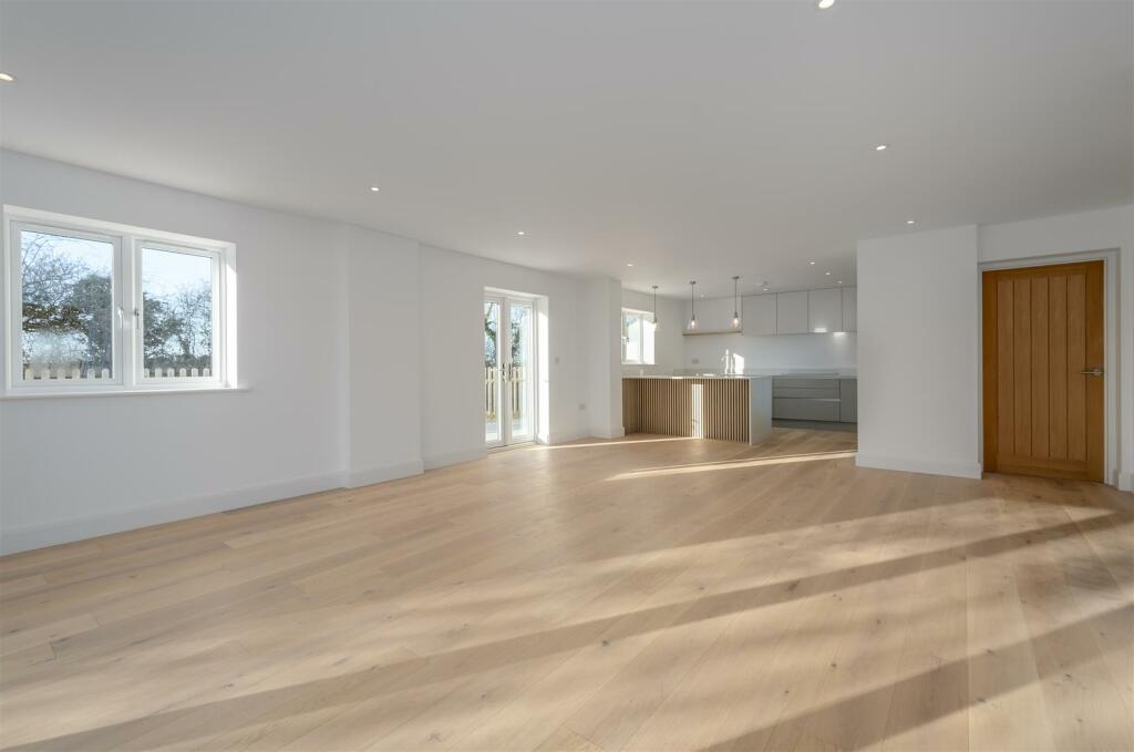 Additional image 7 of The Old Barn, Higham Lane, Stoke Golding.