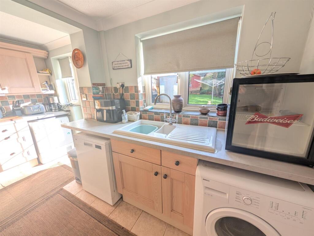 Additional image 7 of Minions Close, Atherstone