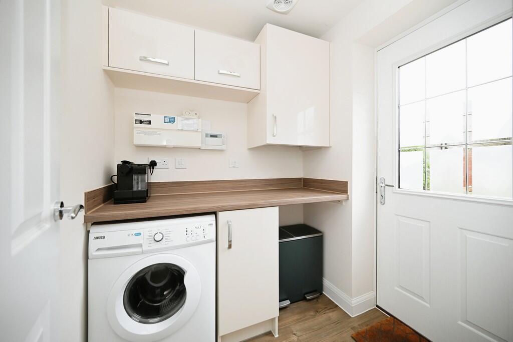 Additional image 8 of Beverly Close, Houlton, Rugby