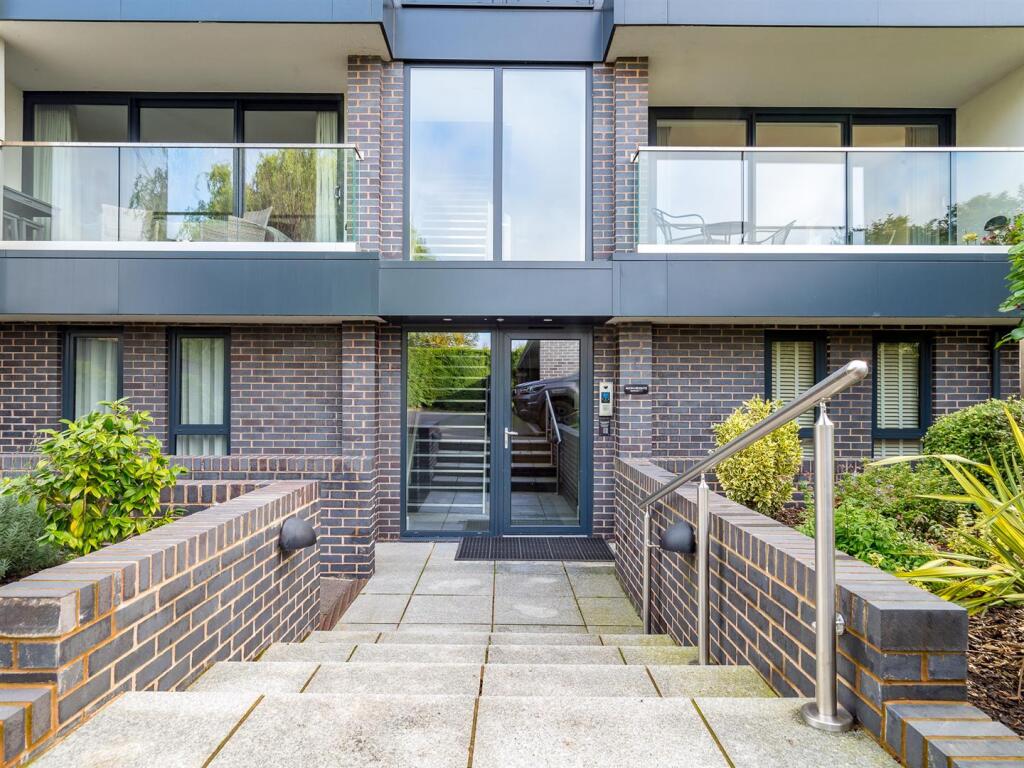 Additional image 19 of Swans Nest Lane, Stratford-Upon-Avon