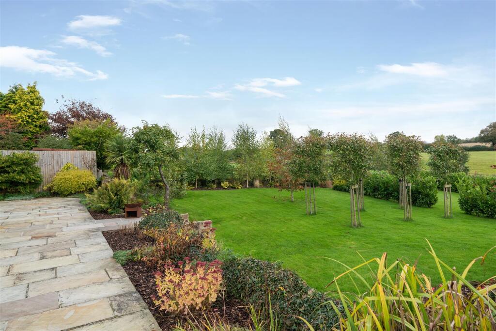 Additional image 40 of The White House, Main Road, Pentrich, Ripley, DE5 3RE